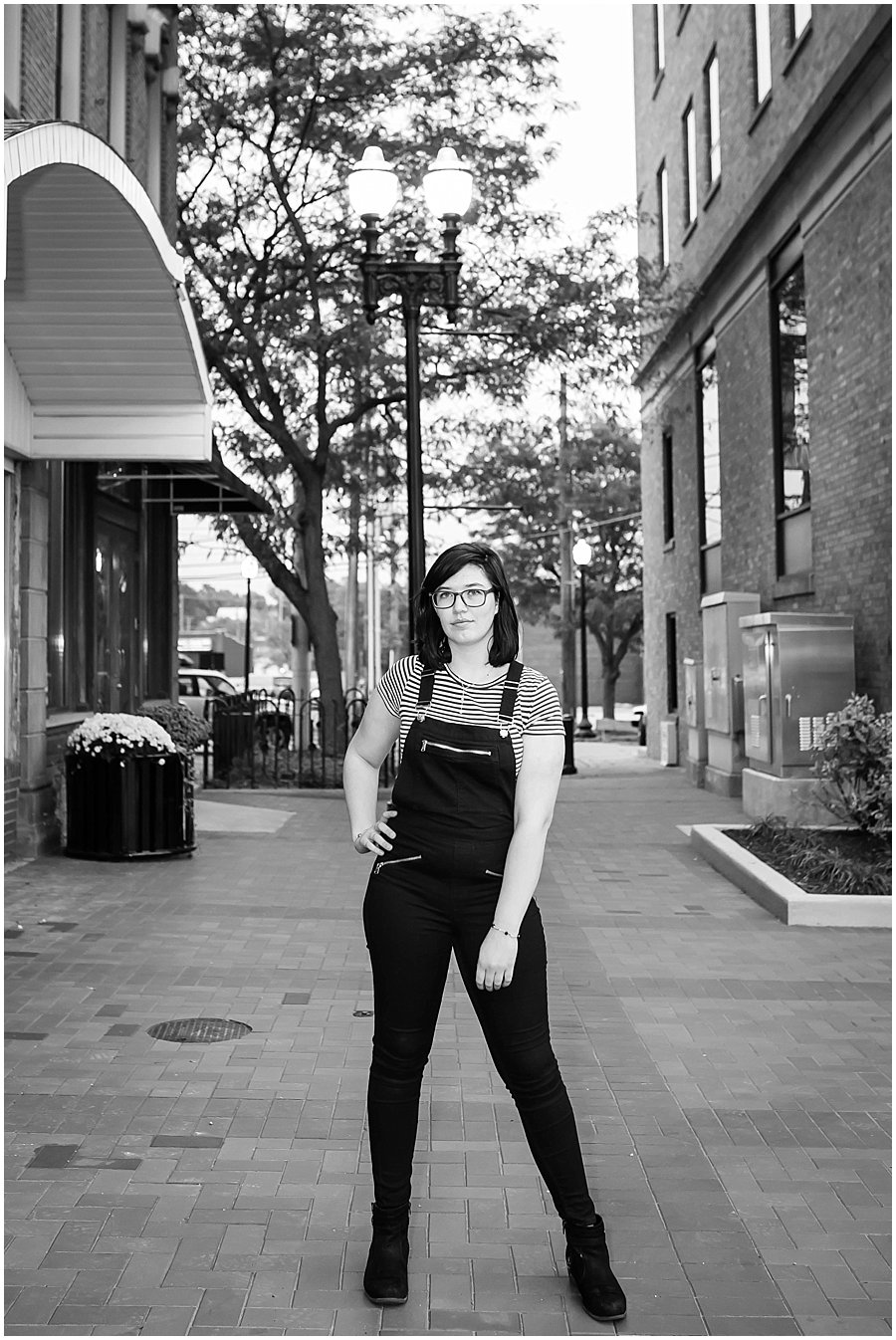 fall-downtown-wooster-senior-portrait-session