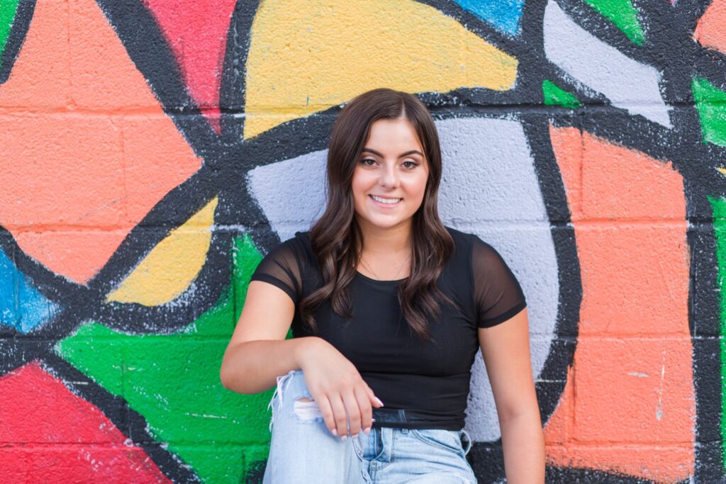 Senior Inspire Team 2021 in Cleveland, Ohio. Photos with a Graffiti wall.