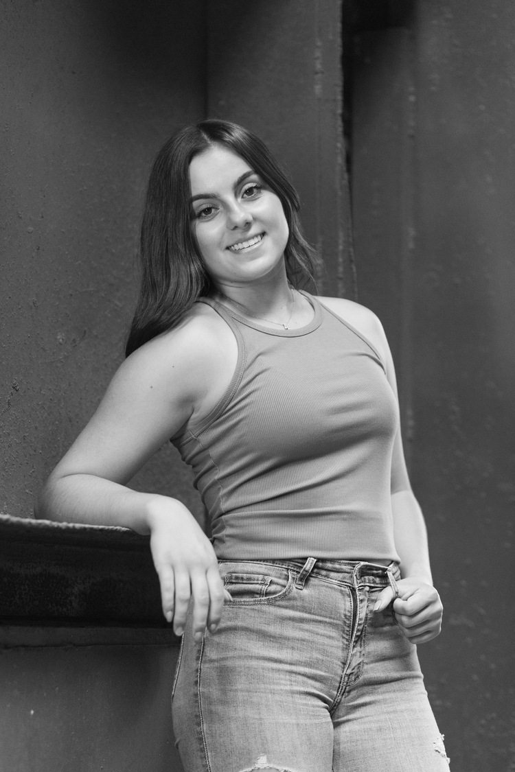 Senior girl posing with confidence in Downtown Cleveland – Waynedale Class of 2021