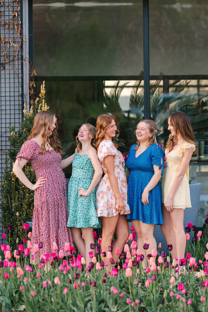 senior photographer Northeast Ohio group session