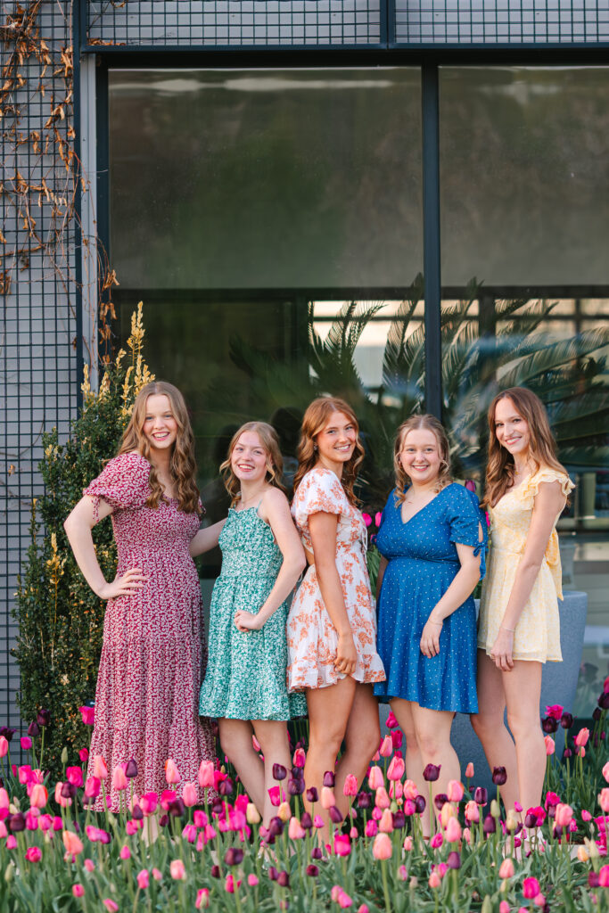 senior photographer Northeast Ohio group session